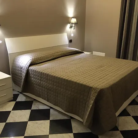 Loft Rivarola شقة *